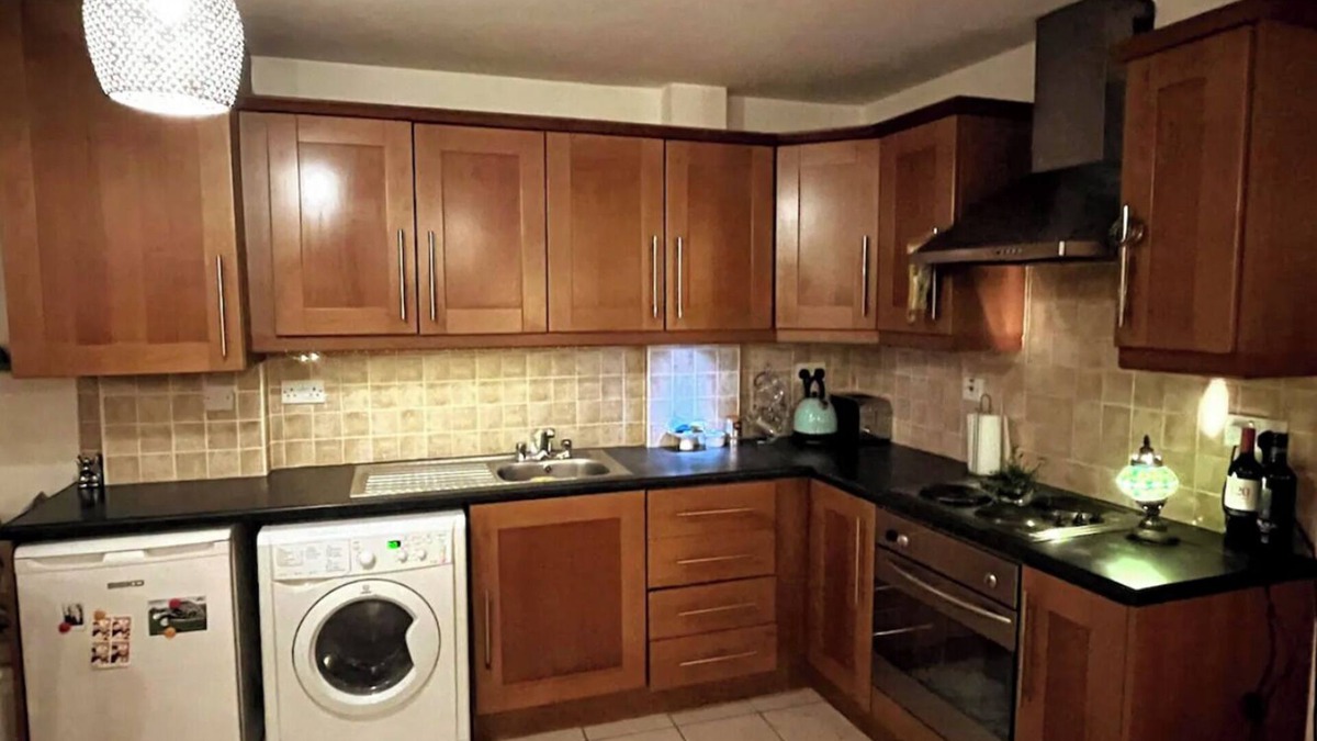 Sutton Cross Apartment | Stylish one-bedroom apartment. Your retreat in the heart of Dublin!