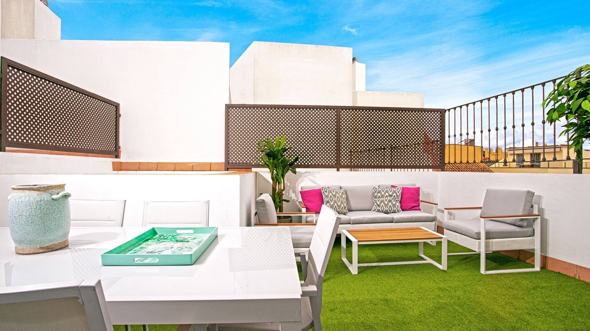 Feria Apartment | Stylish Penthouse in the center . Feria Terrace