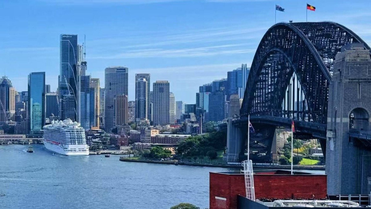 Kirribilli Apartment | Stylish Penthouse with Sydney Harbour Views