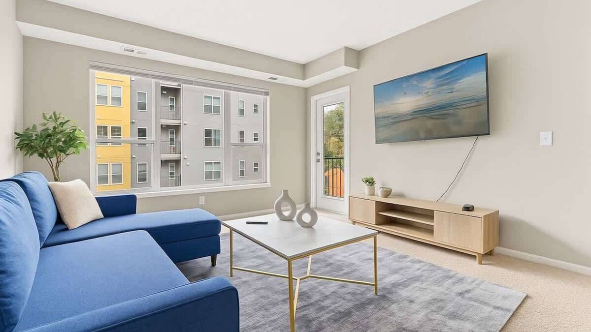 West Seventh Apartment | Stylish Queen 2BR Spot | Near XCEL + Free Parking