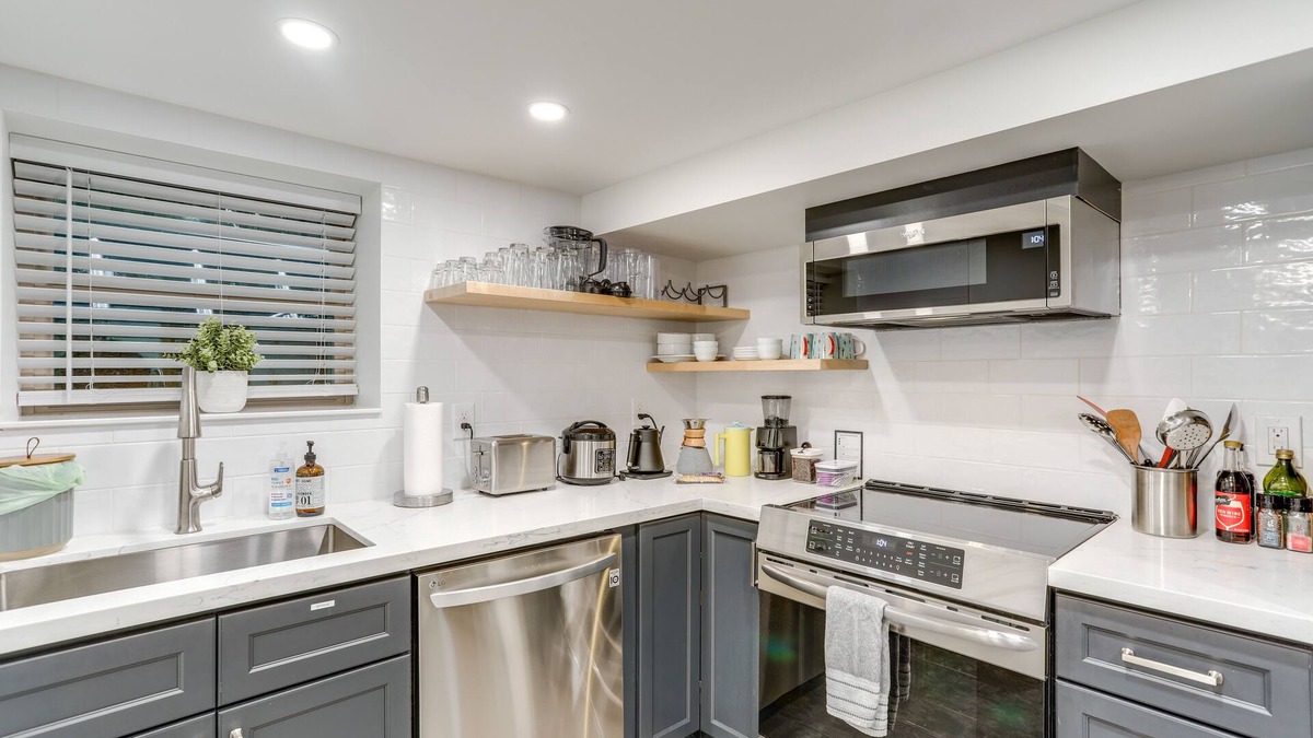 Loyal Heights Apartment | Stylish Seattle Apt w/Sauna: 6 Mi to Downtown!