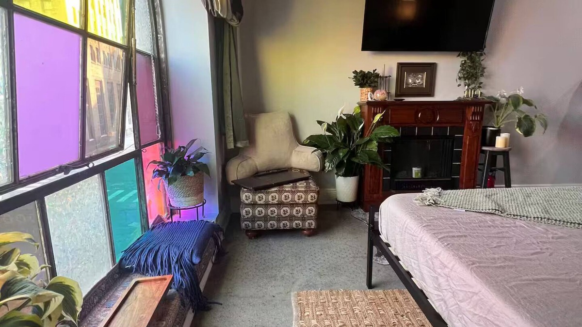 Bridgeport Apartment | Stylish Sheek Loft Dwntwn, Amphitheater, Park, Metro North, Ferry All 2-10min