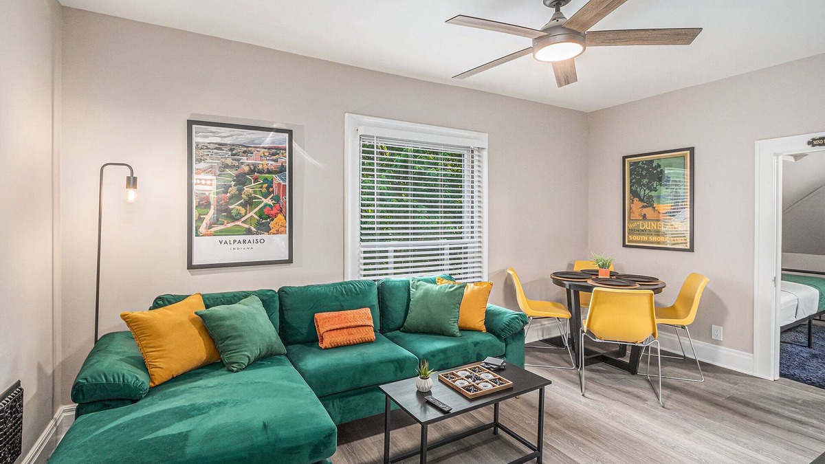 Valparaiso Apartment | Stylish Stay, Apartment 2N. Downtown Cozy Quarters
