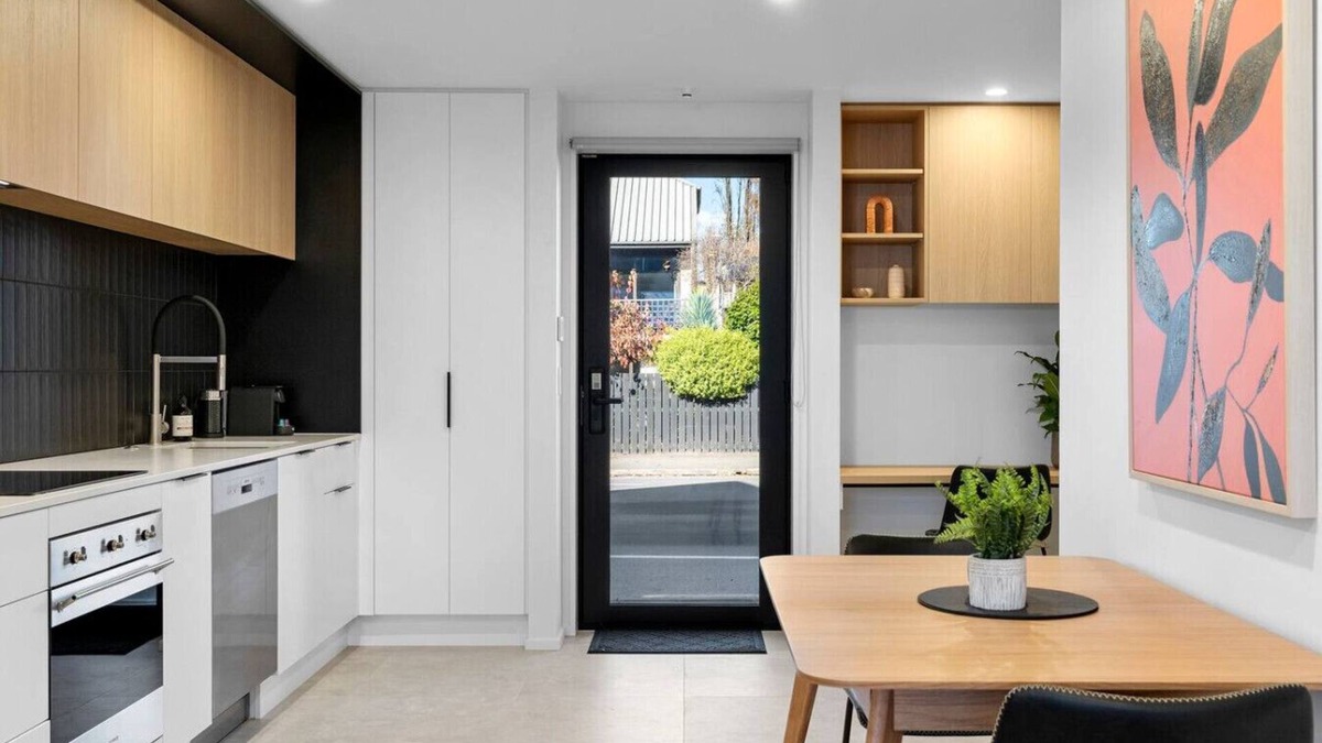 Christchurch City Centre House | Stylish Stay – Heart of the CBD