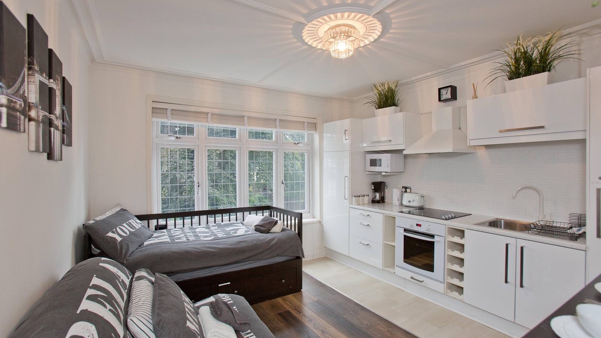 St. Leonard's Apartment | Stylish Studio 17 minutes to Centre