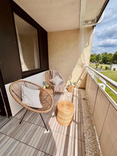 Nordwest Apartment | Stylish studio apartment with beautiful terrace near Audi