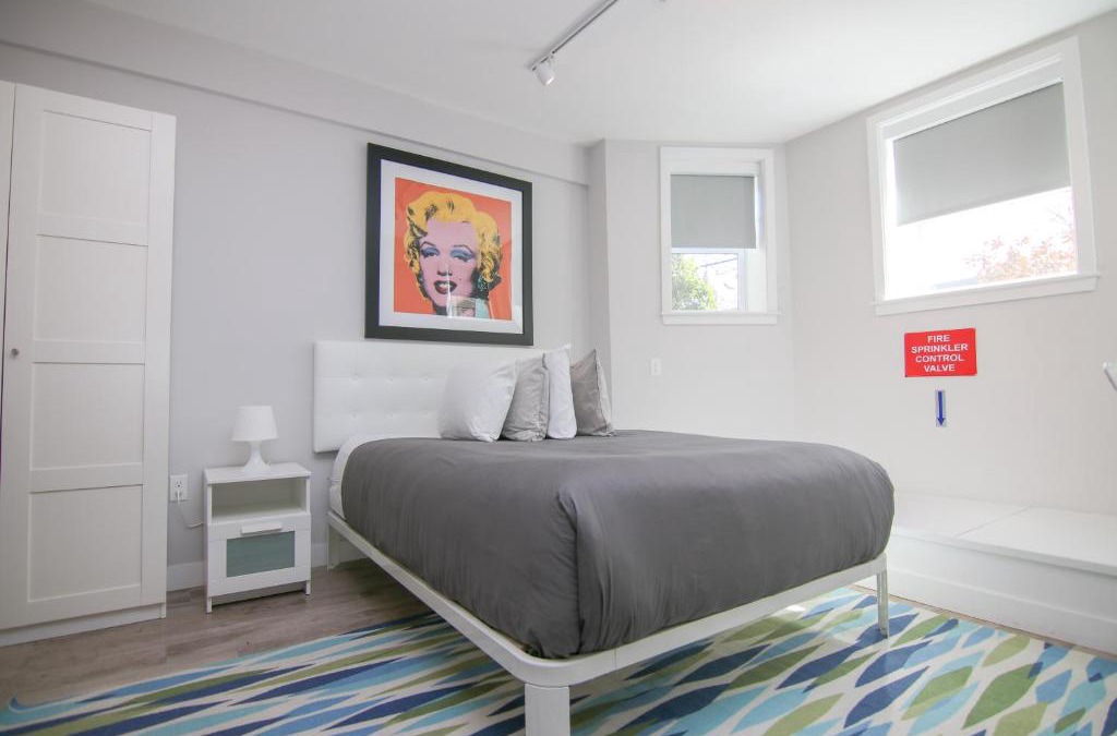 Griggs Park Apartment | Stylish Studio in Brookline-5min train to Boston. #2
