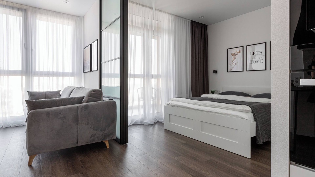 Pervomaysky District Apartment | Stylish studio near the National Library