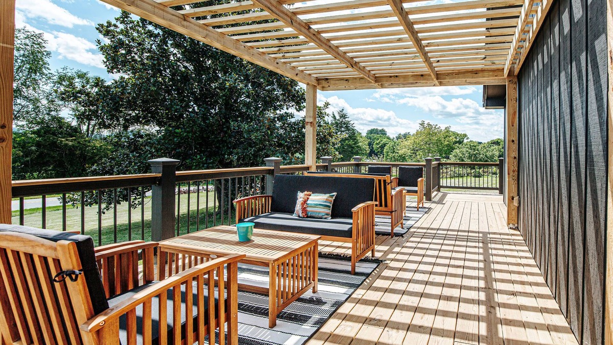 Afton Apartment | Stylish Studio near Virginia Wine Trail | Sleeps 4