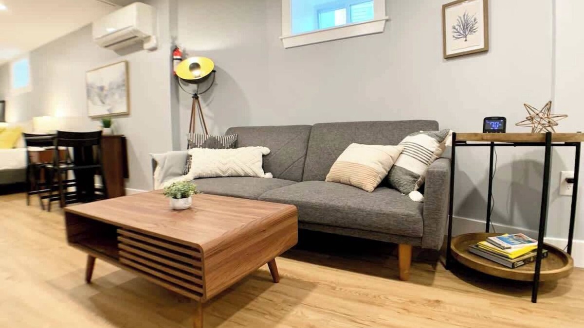 Arlington Apartment | Stylish Studio - ✓Sanitized ✓Private ✓Spotless