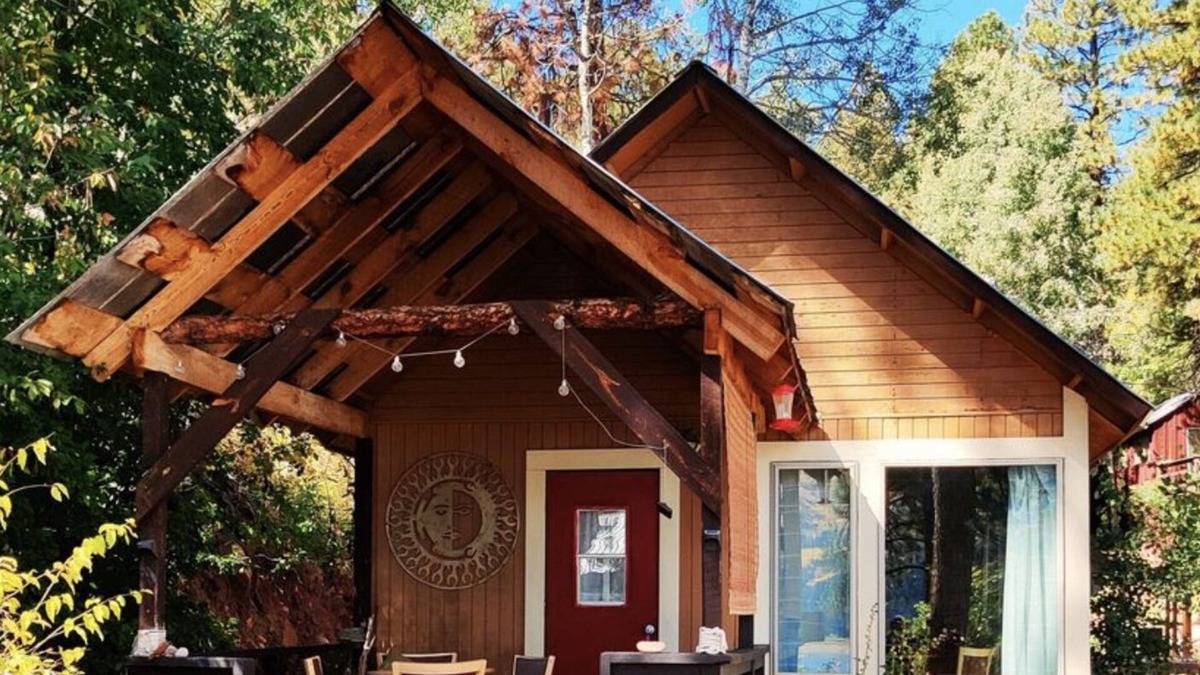 Bayfield Cabin | Stylish Studio w/views of Vallecito Lake & San Juan Mountains