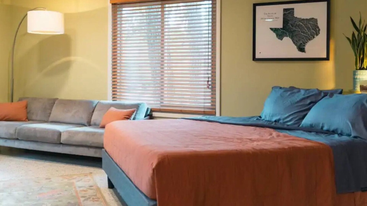 San Marcos Apartment | Stylish Studio with Campus View!nn