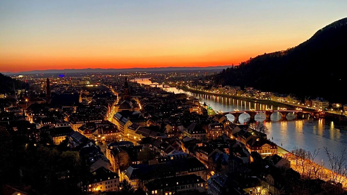 Heidelberg City Centre Apartment | Stylish suite OldTown Heidelberg free parking air condition