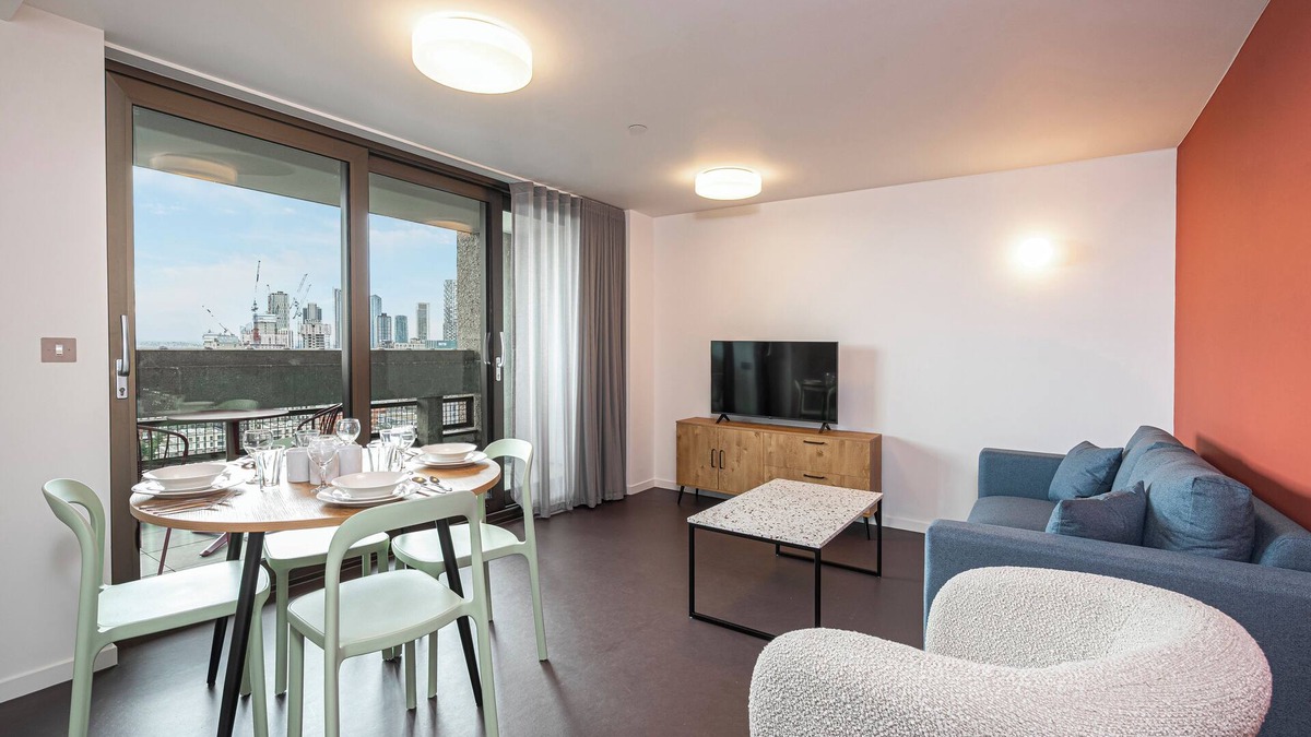 Lansbury Apartment | Stylish three-bedroom apartment in Poplar