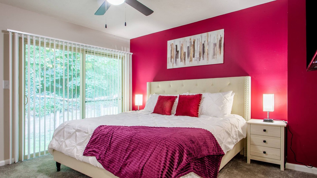 Towson House | Stylish Townhome in Towson