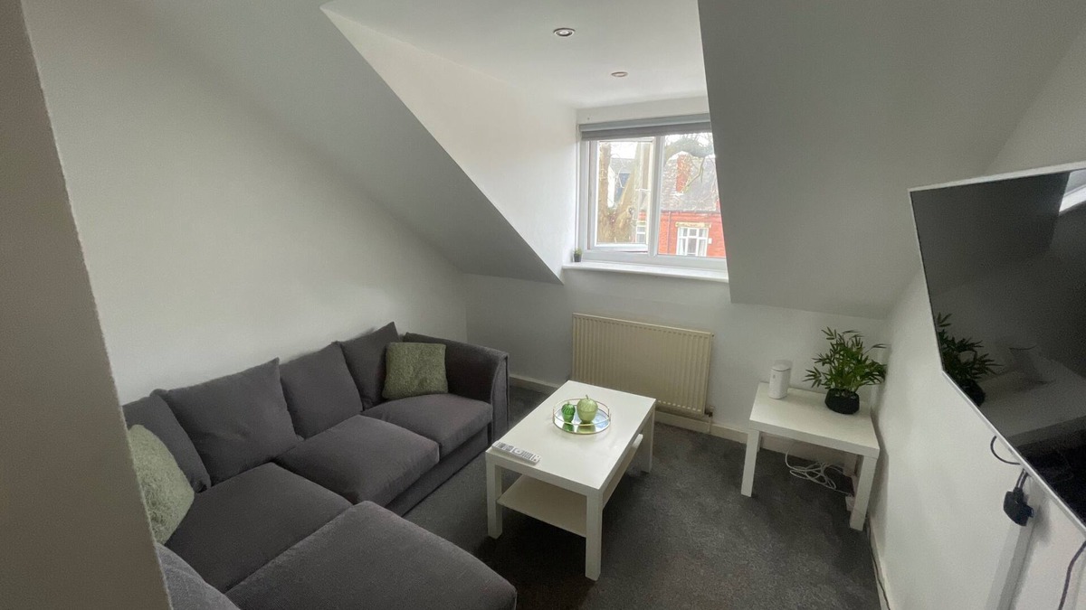 Headingley Apartment | Stylish Two Bedroom Apartment in Leeds