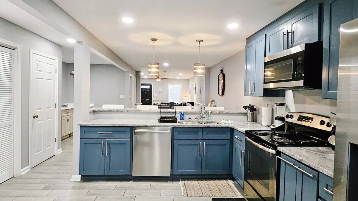 Downtown Wilmington House | Stylish Wilmington Retreat: Historic and Modernnn