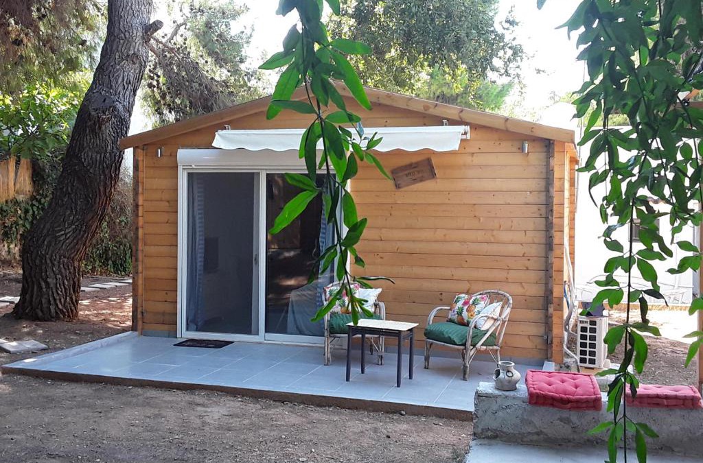 Nea Erithraia Ski Chalet | Stylish Wooden Chalet suburbs Athens
