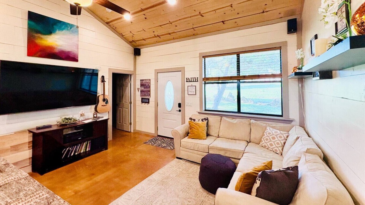 Dripping Springs House | Stylish Zen Cottage at KC Memory Lane