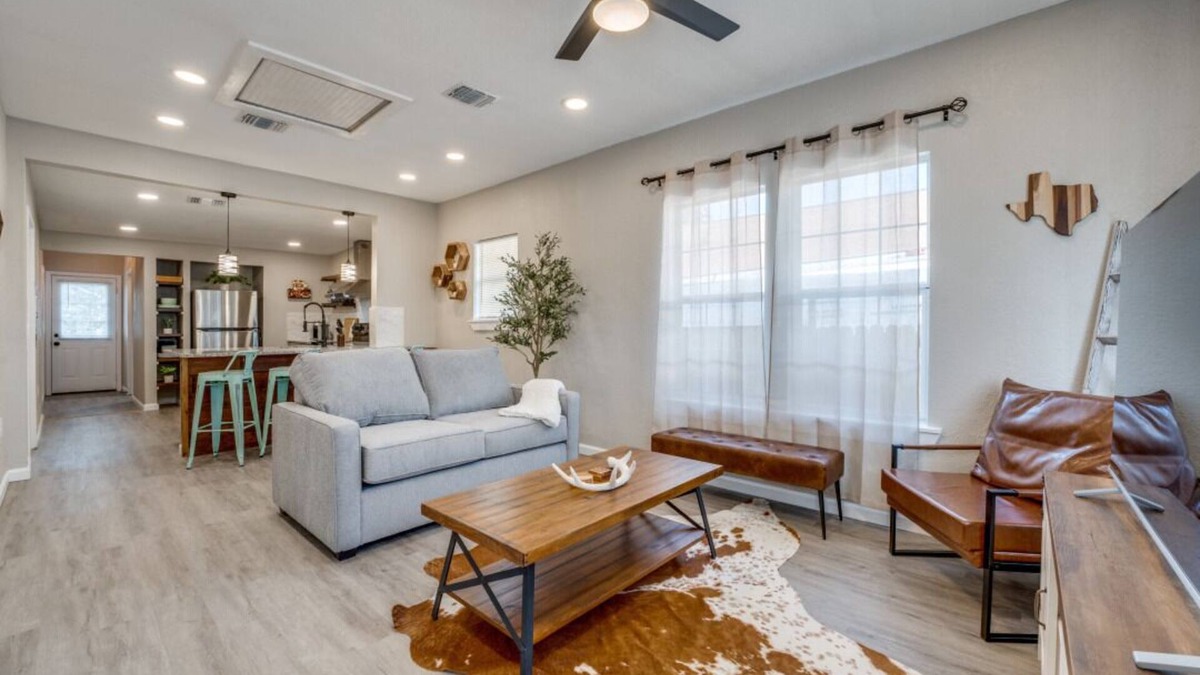 Denver Heights House | Stylishly Renovated Home 5 Minutes to Downtown