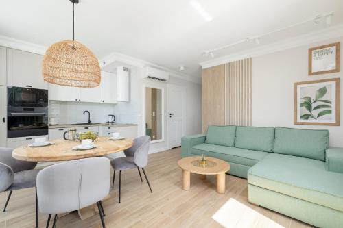 Dziwnowek Apartment | Stylowy Apartament 400 m od Plaży by Noclegi Renters