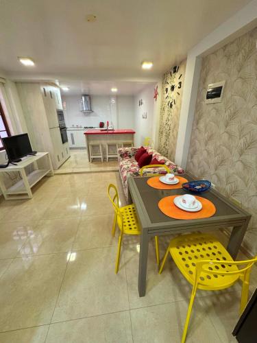Santo Domingo de los Colorados Apartment | Suite Sa Roqueta