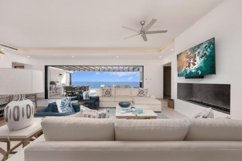 Sunset Beach Villa | Sublime 4 BR Residence at Quivira, Los Cabos