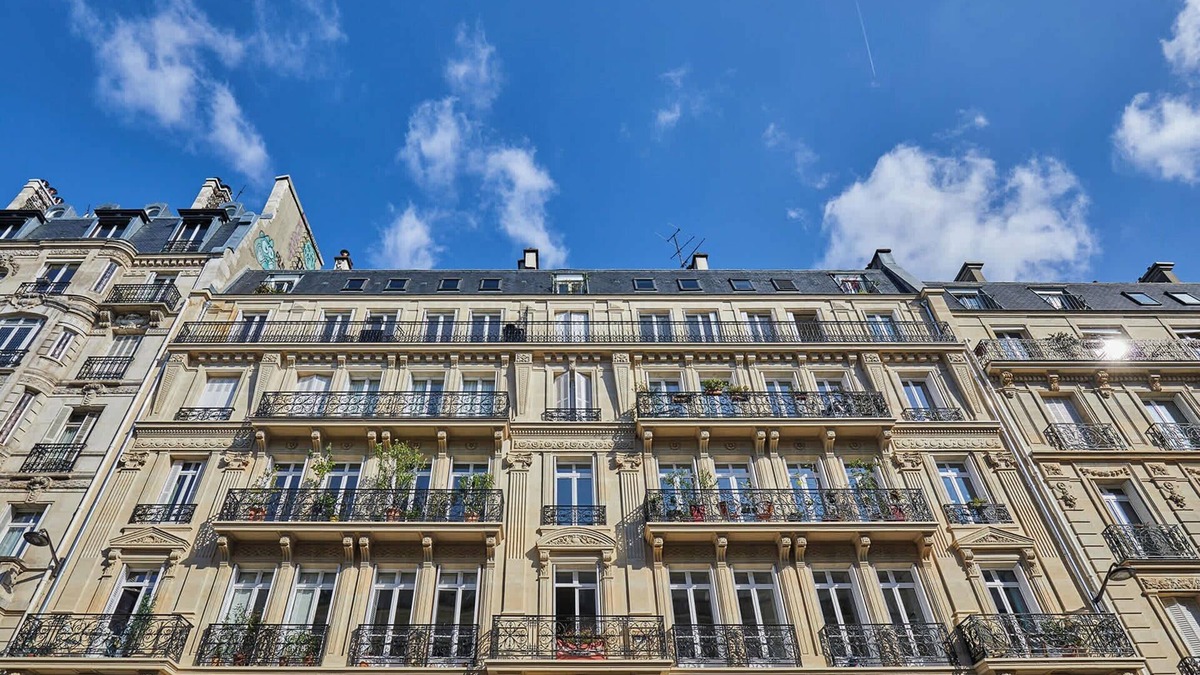 Saint-Vincent-de-Paul Apartment | Sublime Air-conditioned Apartment Center of Paris