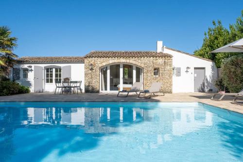 Les Portes-en-Re Villa | Sublime maison d'architecte pour famille nombreuse