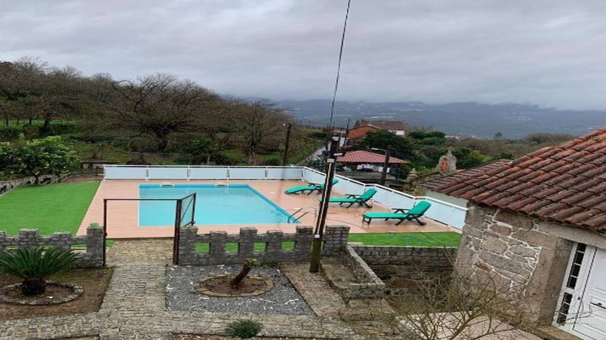 Oliveira de Frades House | Sublime Rural Stone House with Private Pool