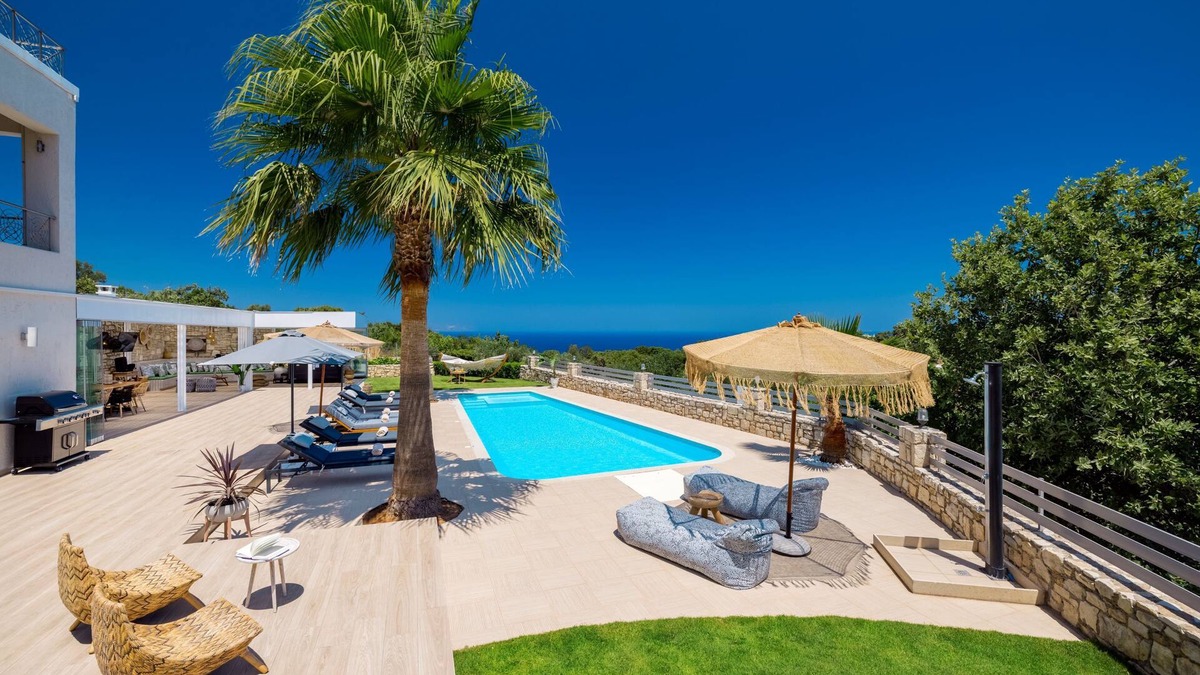 Atsipópoulon Villa | Sublime views, child friendly villa, sports & wellness facilities, full privacy!