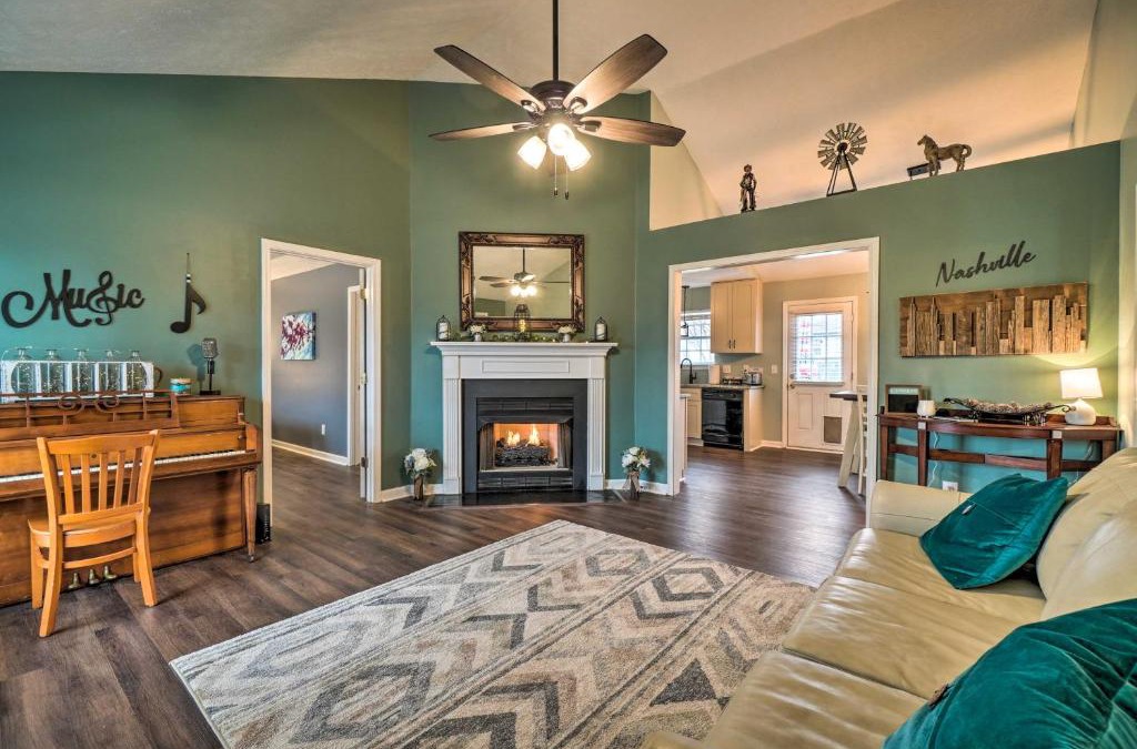 Mount Juliet House | Suburban Getaway with Game Room, 19 Mi to Nashville!