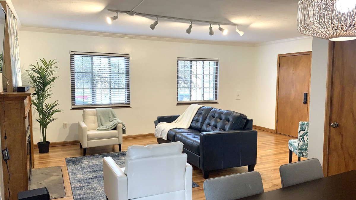Columbus Apartment | Suburban living in the City