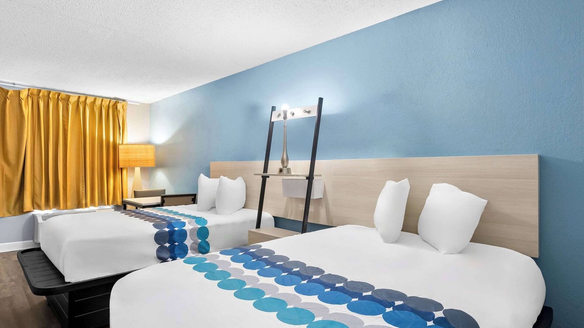 Dock Junction Hotel | Suburban Studios Brunswick I-95