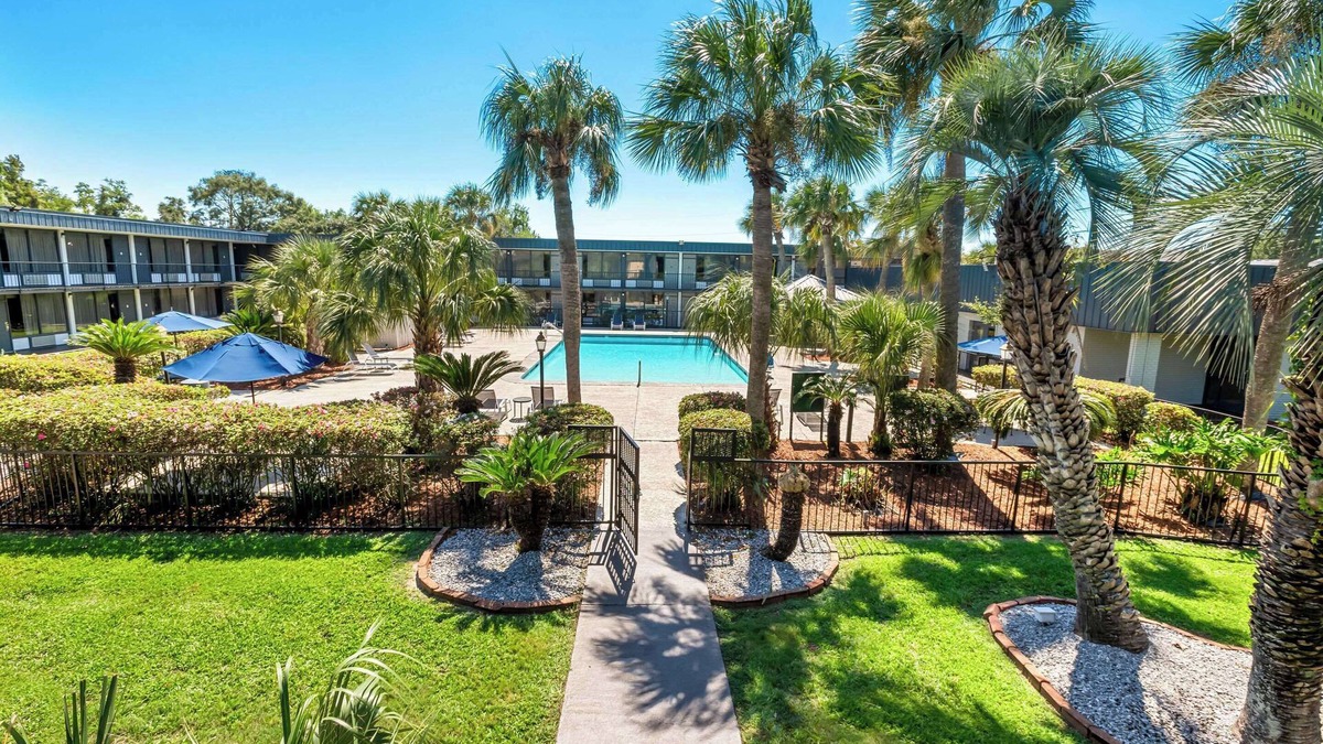 Slidell Hotel | Suburban Studios Slidell I-10