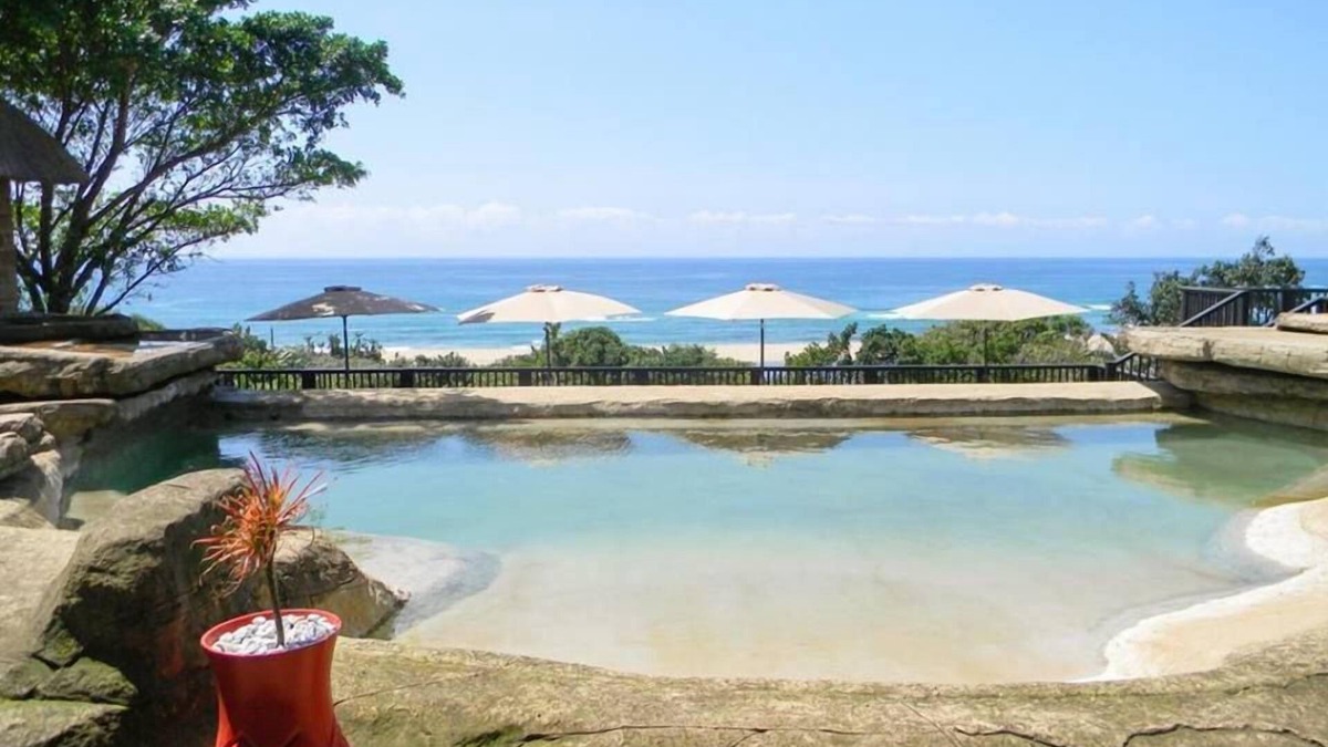 Elysium Bed & Breakfast | Sugar Beach Resort