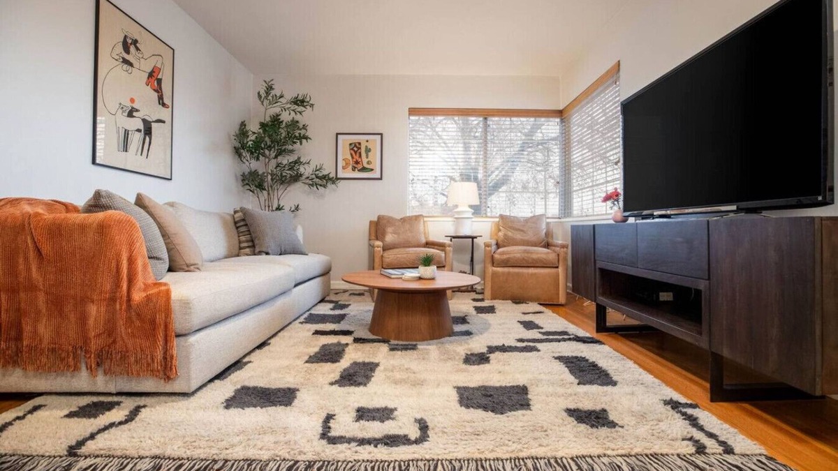 Sugar House House | Sugar House Basecamp - 30 Minutes to Ski Resorts!