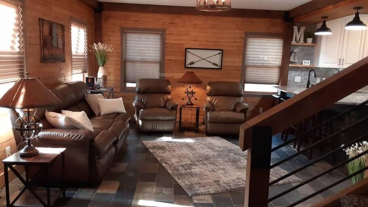 Tiskilwa House | Sugar Maple Inn, A Country Chic Getaway