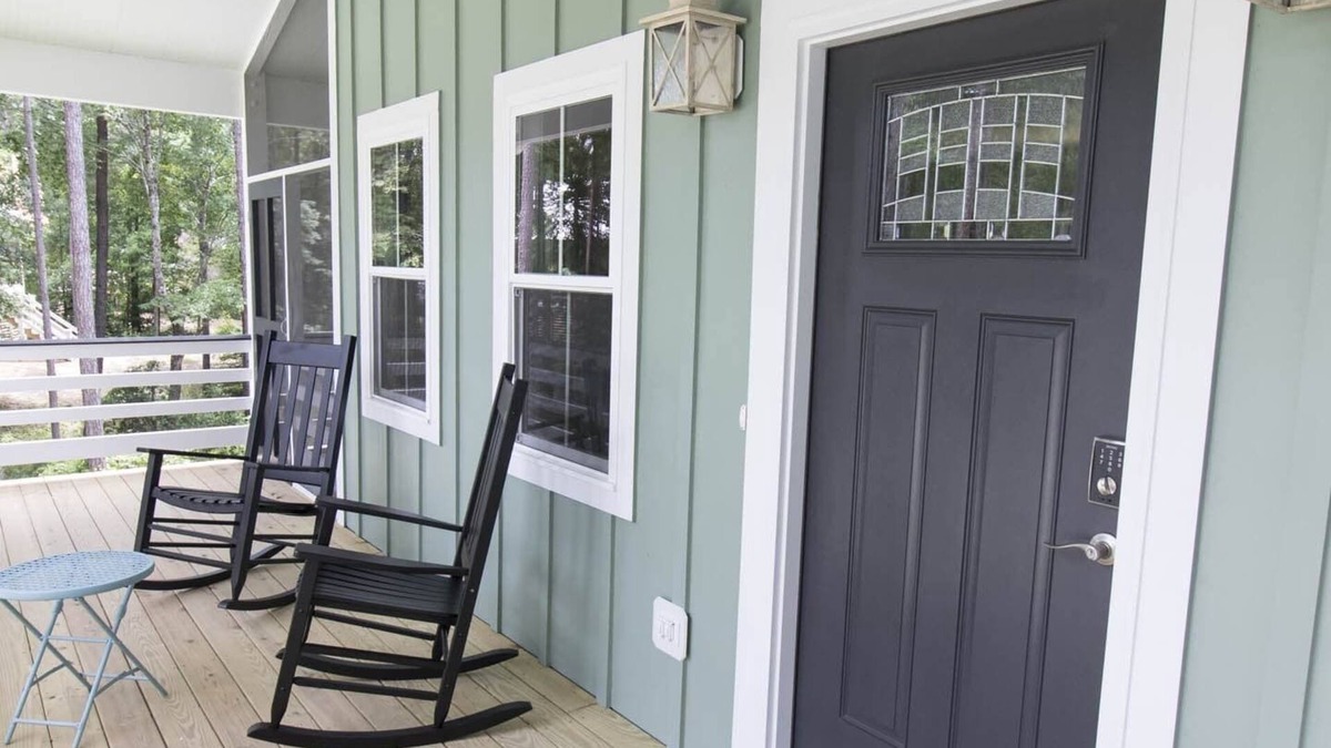 Minnesott Beach Cottage | Sugar Shack - Rustic charm meets modern amenities!