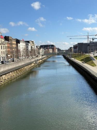 Mont-sur-Marchienne Apartment | Suite 06