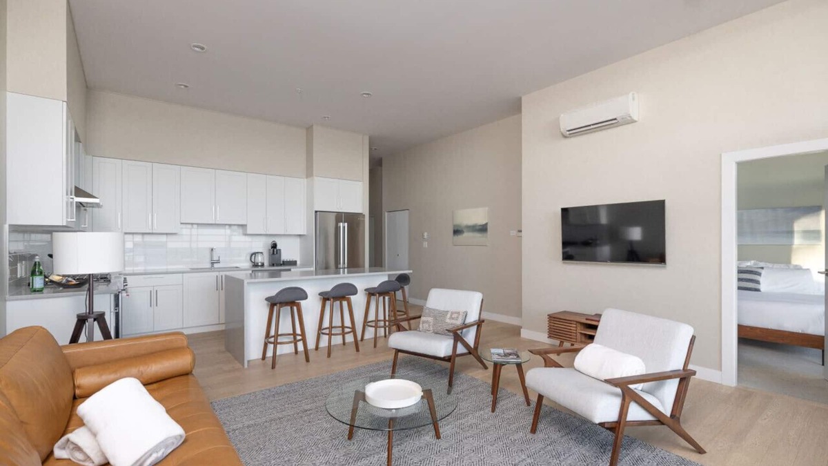 Regional District of Nanaimo Apartment | Suite #207 Contemporary Accommodation Patio Suite