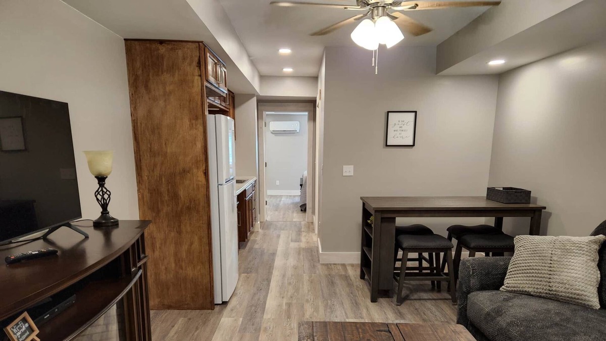 Rawl Apartment | Suite 3 @RidgeRunners ~ 1 mile to Hatfield McCoy Trail Head #1