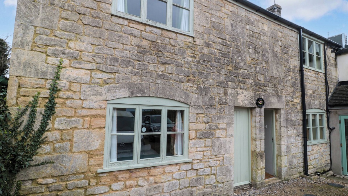 Stroud Cottage | SUITE 3, romantic in Whiteshill
