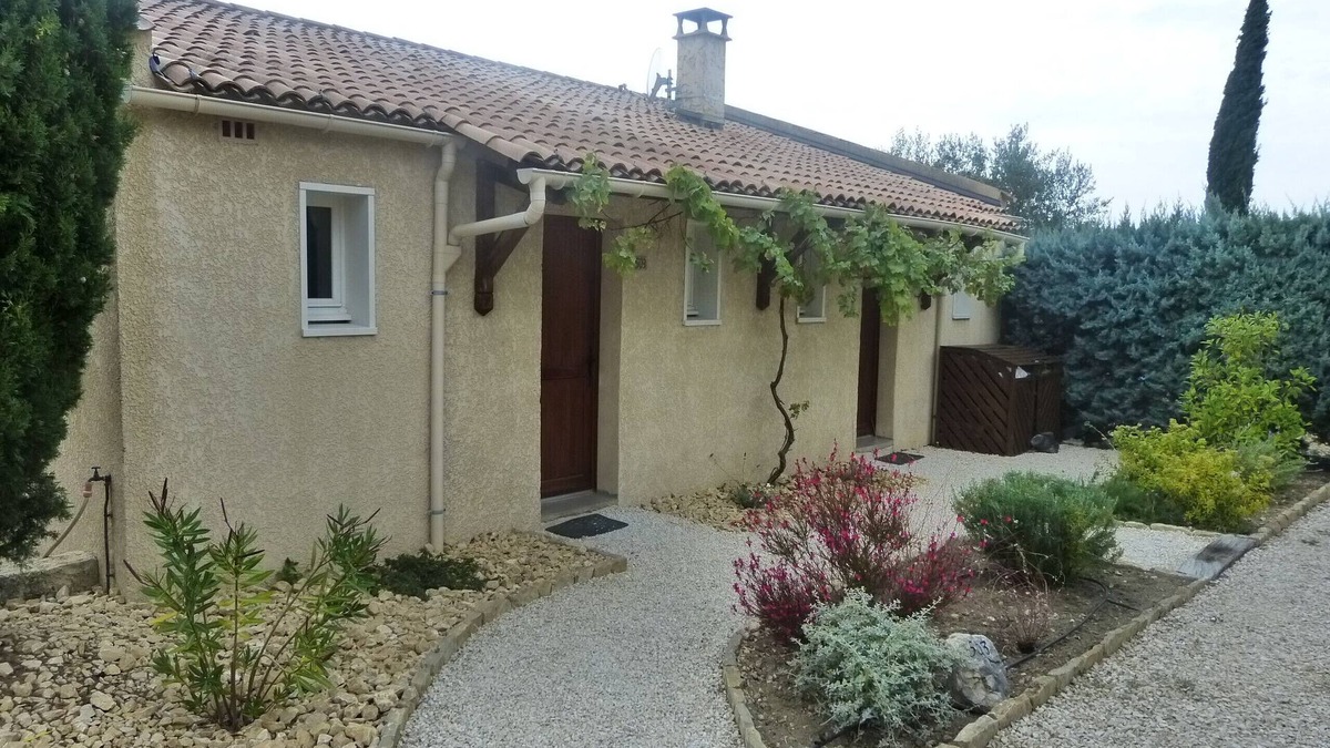 Mollans-sur-Ouveze Apartment | SUITE 501 LES HAUTS DE PIERREVON