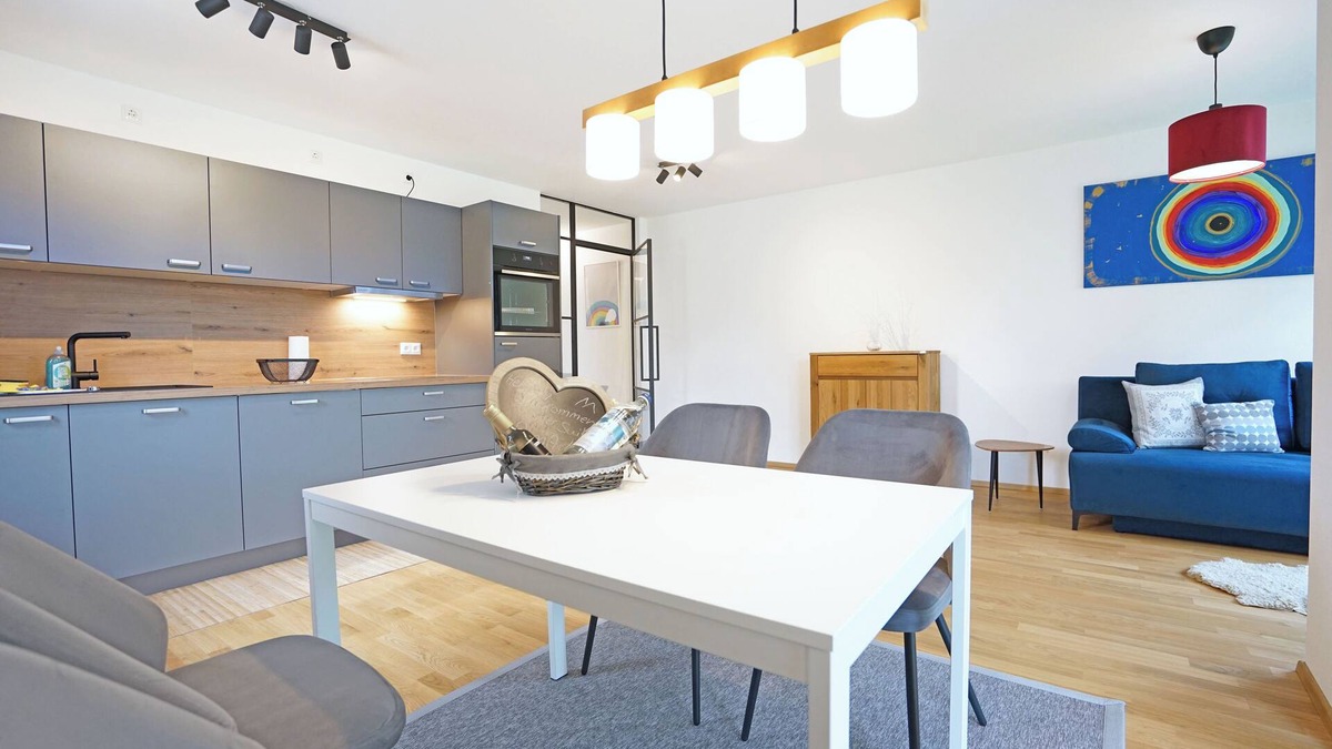 Heitlern Apartment | Suite AlmArt