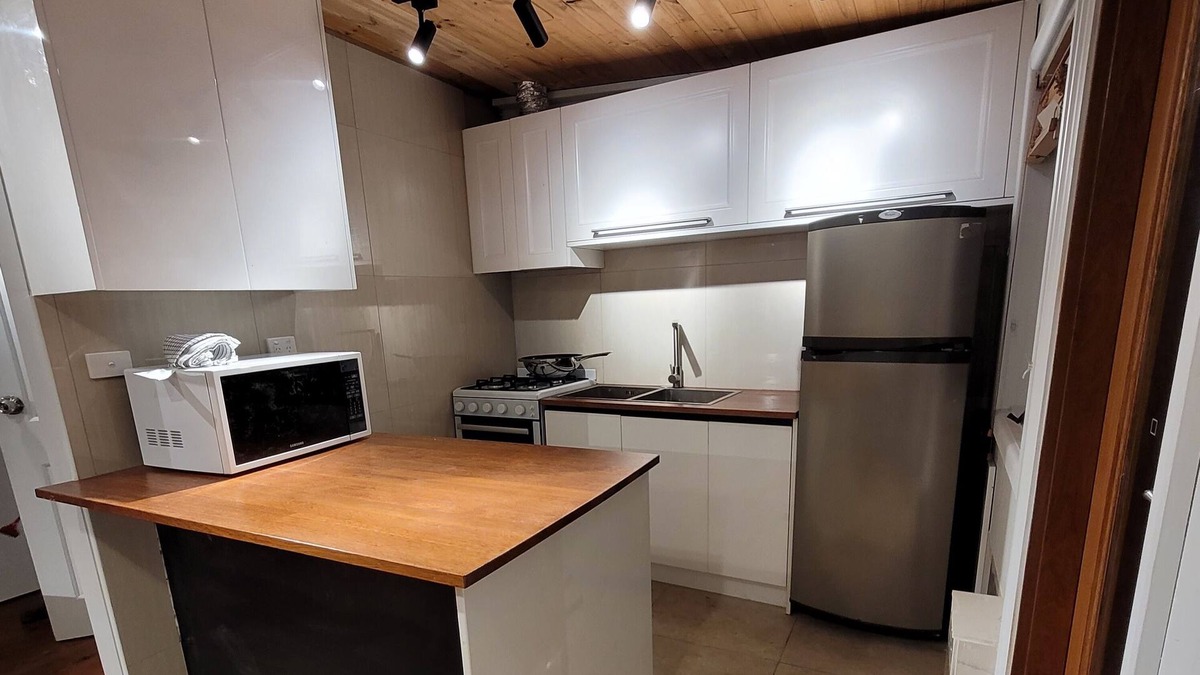 Sawmill Settlement House | Suite B close to MT Buller Gate
