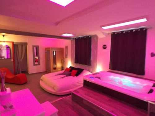 Petit Moisenay Apartment | Suite Cupidon- Domaine des trois châteaux