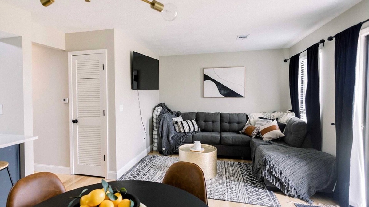 Table Rock Condo | Suite Dreams – Condo for 4