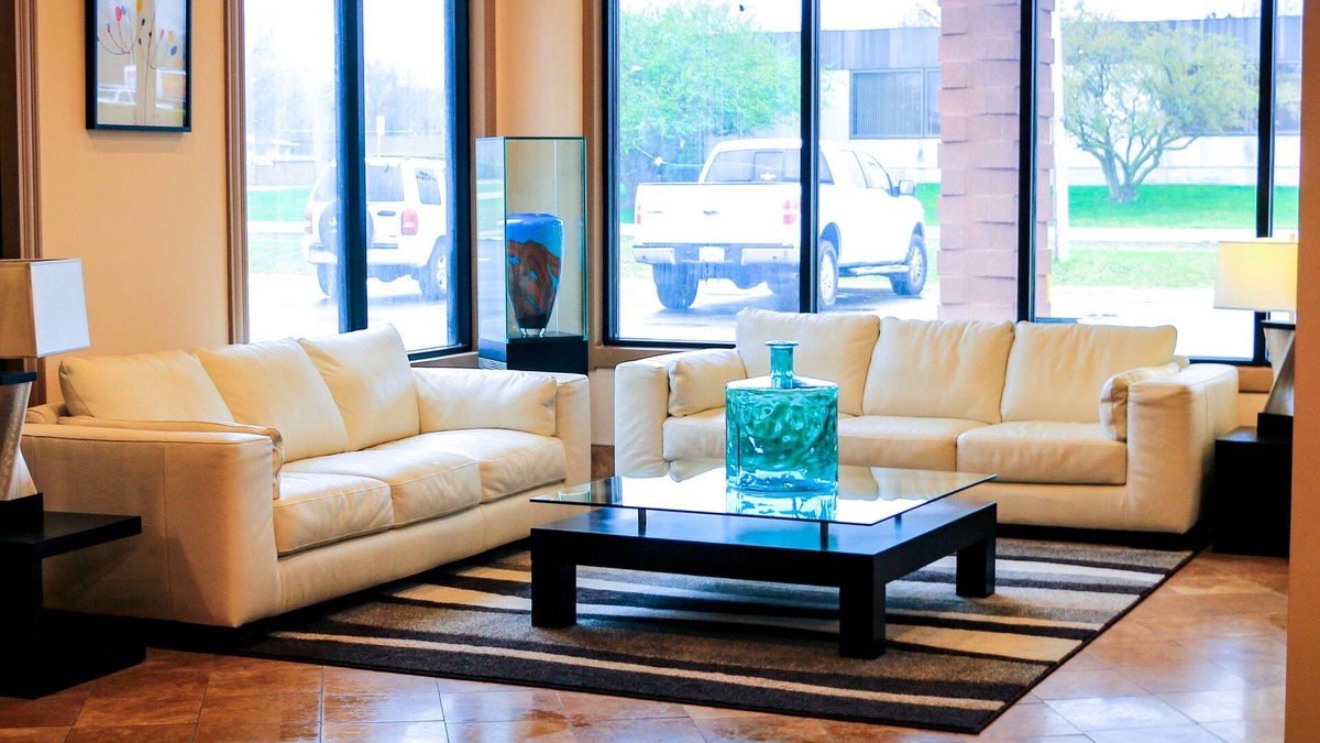 Mattoon Hotel | Suite Dreams Hotel