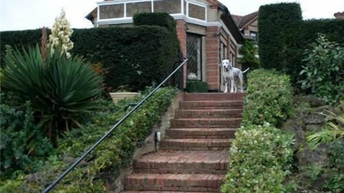 Farningham Bed & Breakfast | Suite Ensuite The Shoreham room at Tabsfield B&B